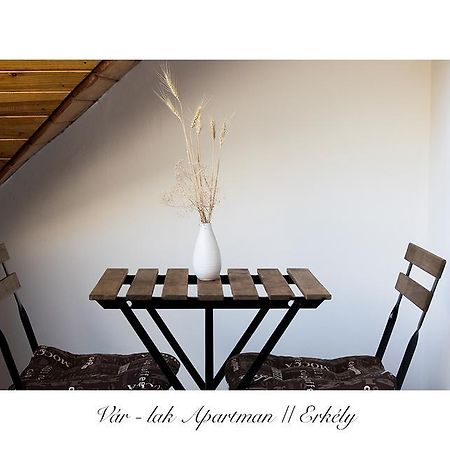 Var-Lak Apartman Eger Zewnętrze zdjęcie