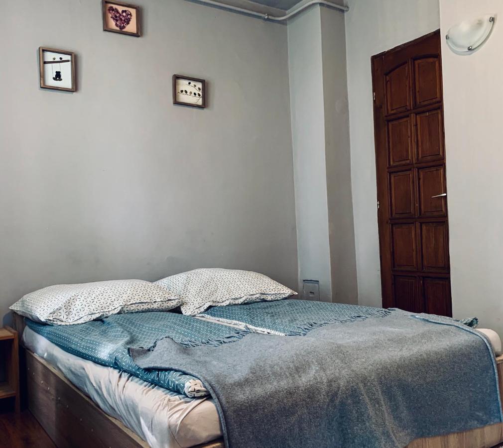Var-Lak Apartman Eger Zewnętrze zdjęcie